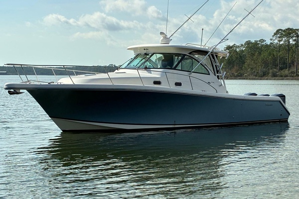 Pescador 37ft Pursuit Yacht For Sale