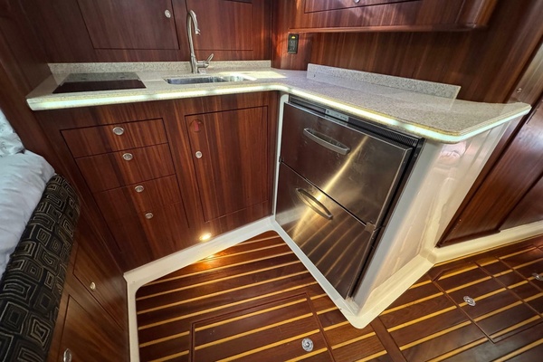Pescador 37ft Pursuit Yacht For Sale