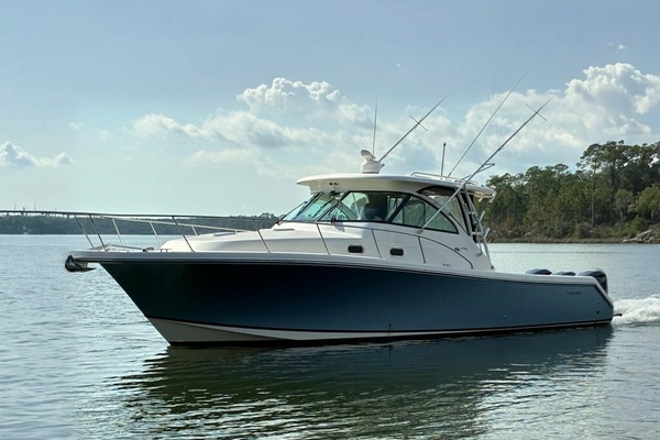 Pescador 37ft Pursuit Yacht For Sale