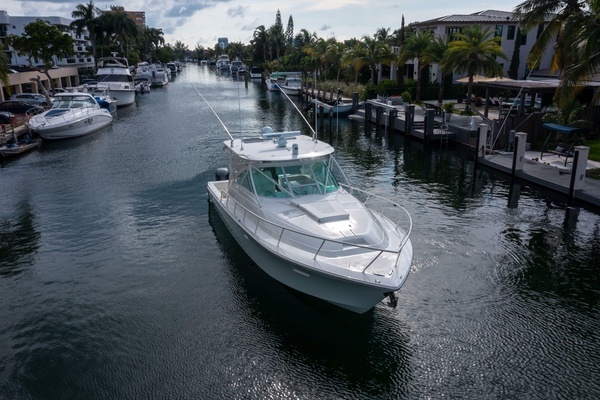 SeaVee 430 Sportfish Express Yacht For Sale