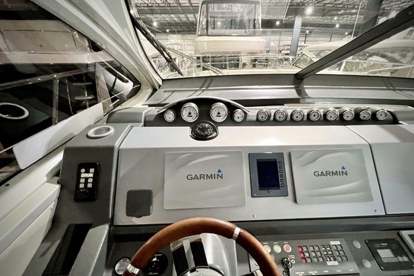 2010 Azimut 62