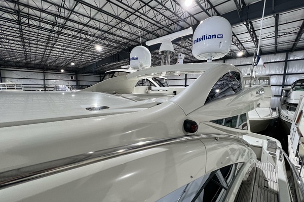 62ft Azimut Yacht For Sale
