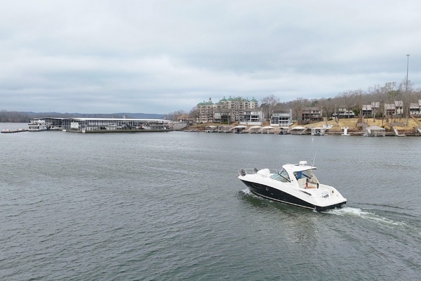 2009 Sea Ray 38