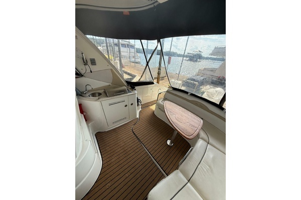 2009 Sea Ray 38