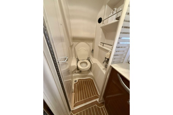 2009 Sea Ray 38