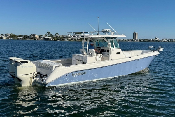 Photo of the 2008 Everglades 350 Center Console