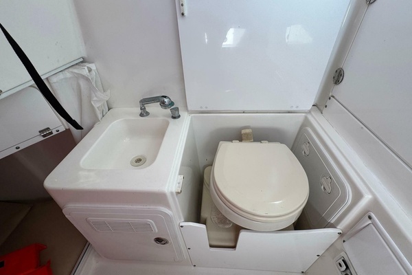 35ft Everglades Yacht For Sale