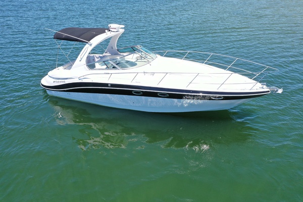 37ft Four Winns Yacht For Sale