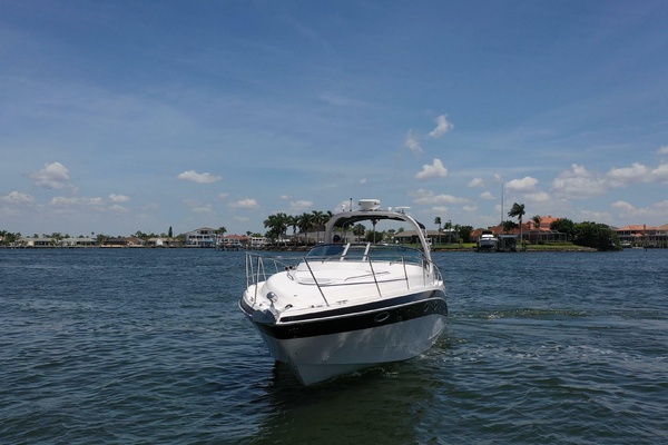 37ft Four Winns Yacht For Sale
