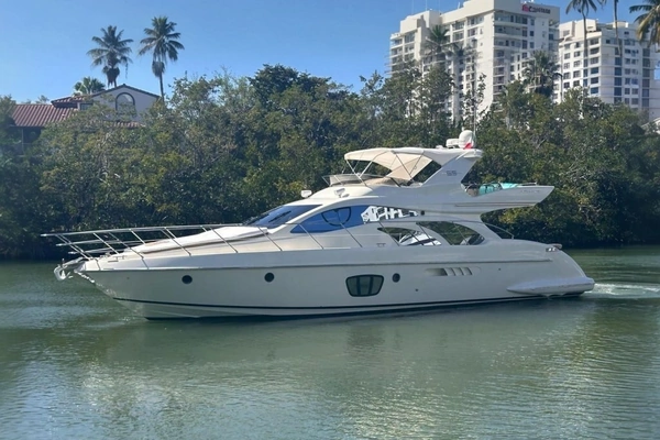 2007 Azimut 55