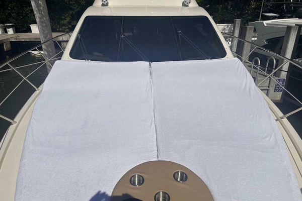 2007 Azimut 55
