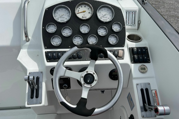 Fly By Five 30ft Baja Yacht For Sale