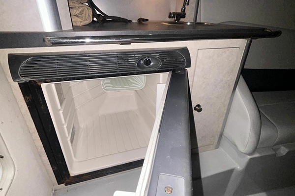 Fly By Five 30ft Baja Yacht For Sale