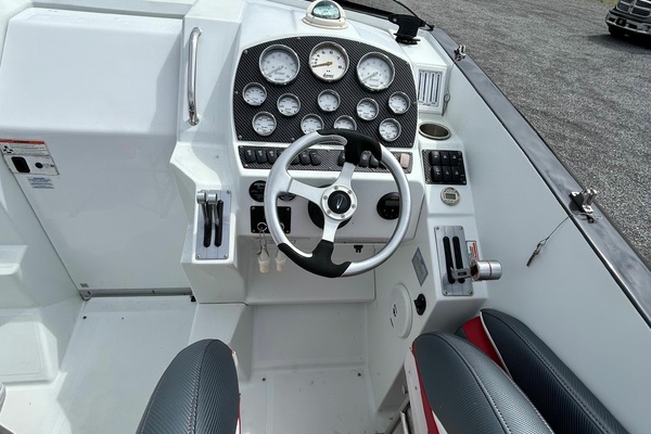Fly By Five 30ft Baja Yacht For Sale