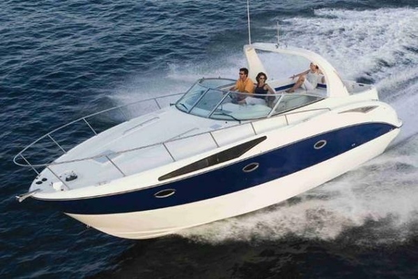 32ft Bayliner Yacht For Sale