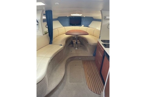 32ft Bayliner Yacht For Sale