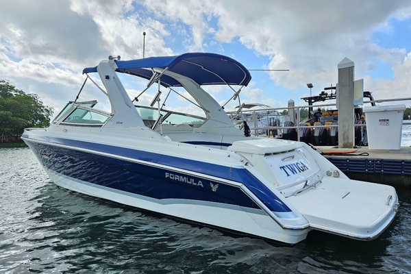 29ft Formula Yacht For Sale