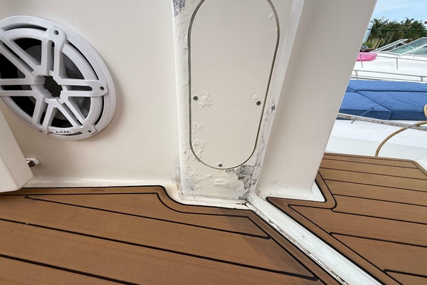47ft Meridian Yacht For Sale