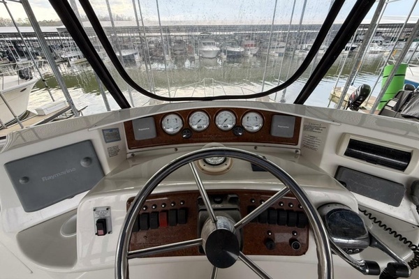 2007 Silverton 37
