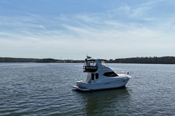 Stress Relief 37ft Silverton Yacht For Sale