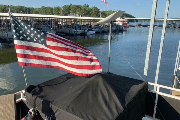 64ft Skipperliner Yacht For Sale