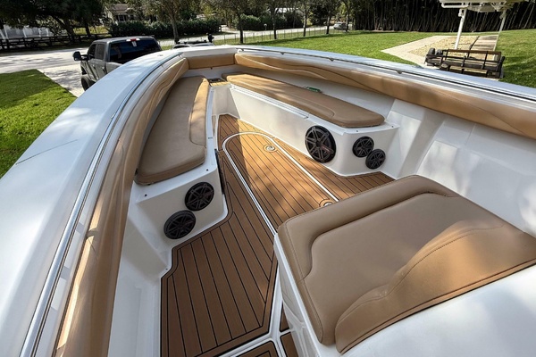34ft Spectre Yacht For Sale