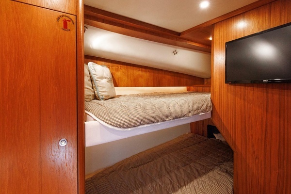 2007 Tiara Yachts 39