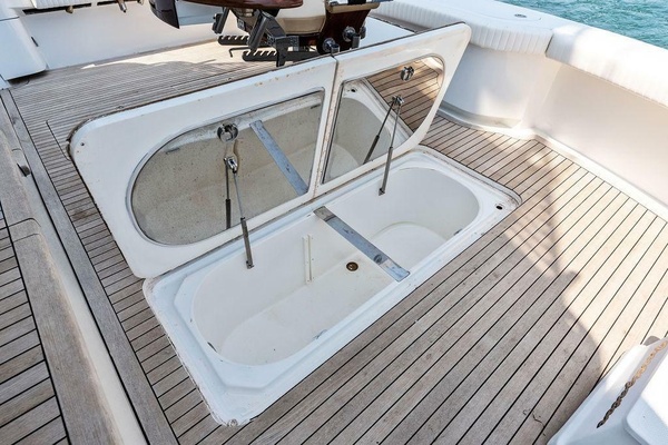 68ft Hatteras Yacht For Sale