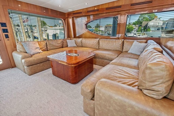 68ft Hatteras Yacht For Sale