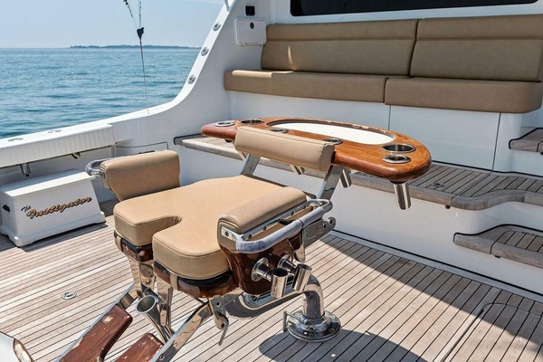 68ft Hatteras Yacht For Sale