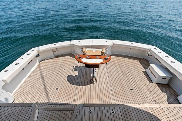 68ft Hatteras Yacht For Sale