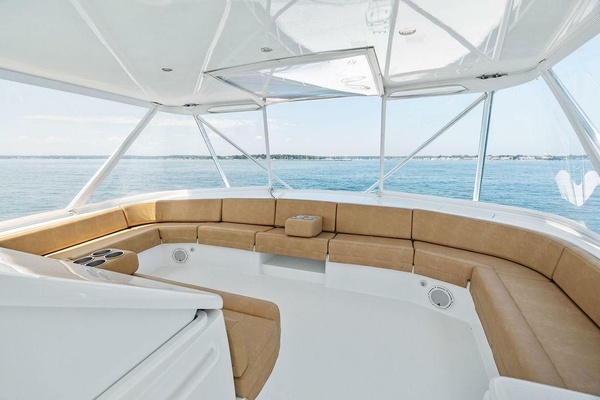 68ft Hatteras Yacht For Sale