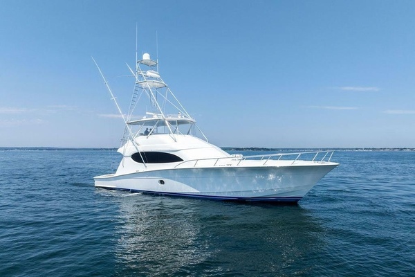 68ft Hatteras Yacht For Sale