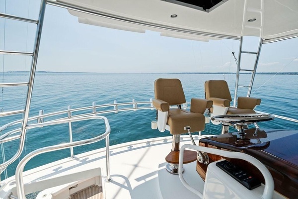 68ft Hatteras Yacht For Sale