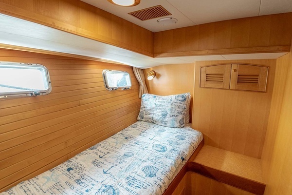 Marlow 72E LRC Yacht For Sale