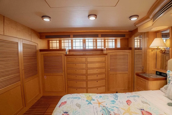 2006 Marlow 72