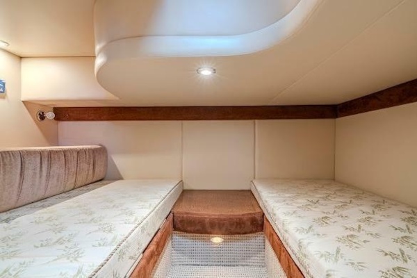 35ft Meridian Yacht For Sale
