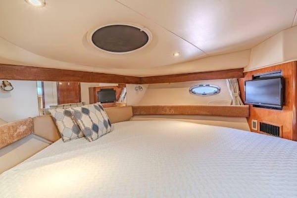 35ft Meridian Yacht For Sale
