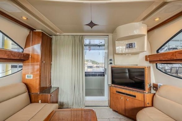 35ft Meridian Yacht For Sale