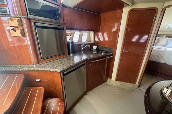 2006 Sea Ray 38