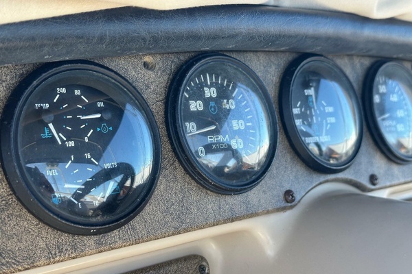 TOO PERFECT 36ft Carver Yacht For Sale