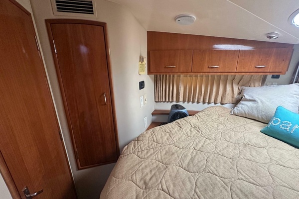 TOO PERFECT 36ft Carver Yacht For Sale