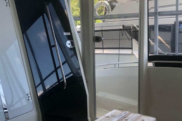Agape III 41ft Carver Yacht For Sale