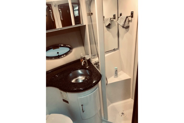 Fire Away 44ft Carver Yacht For Sale