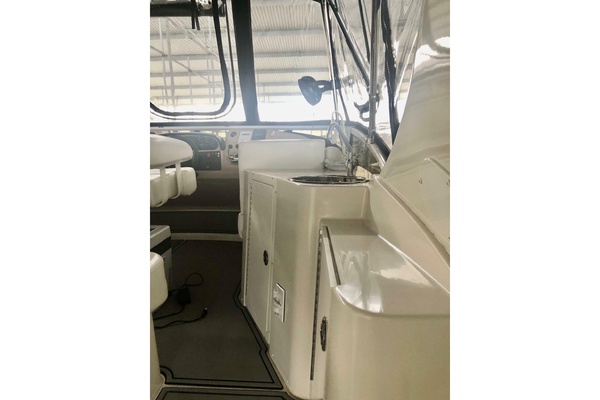 Fire Away 44ft Carver Yacht For Sale