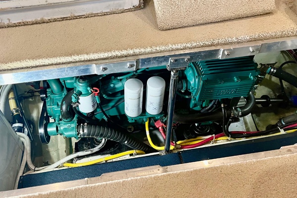 Fire Away 44ft Carver Yacht For Sale