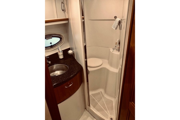 Fire Away 44ft Carver Yacht For Sale