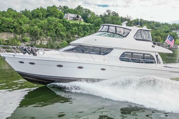 56ft Carver Yacht For Sale