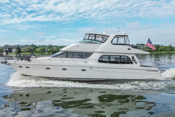 56ft Carver Yacht For Sale