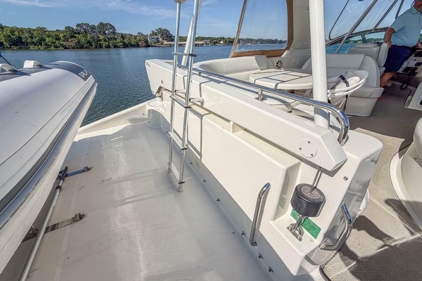 WITCHY WOMAN 57ft Carver Yacht For Sale